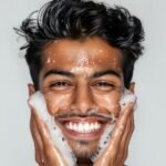 Choosing the Right Face Wash for Glowing Skin