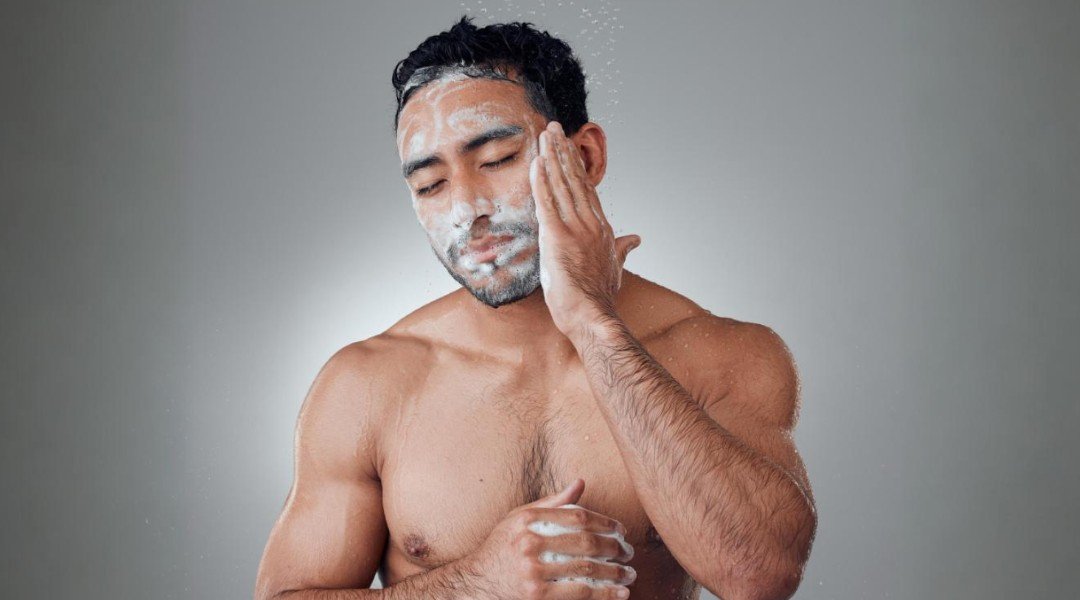 Wash Away the Drought: Best Face Wash for Dry Skin