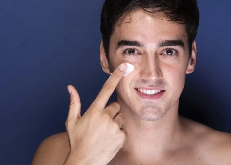 Moisturiser Or Sunscreen First